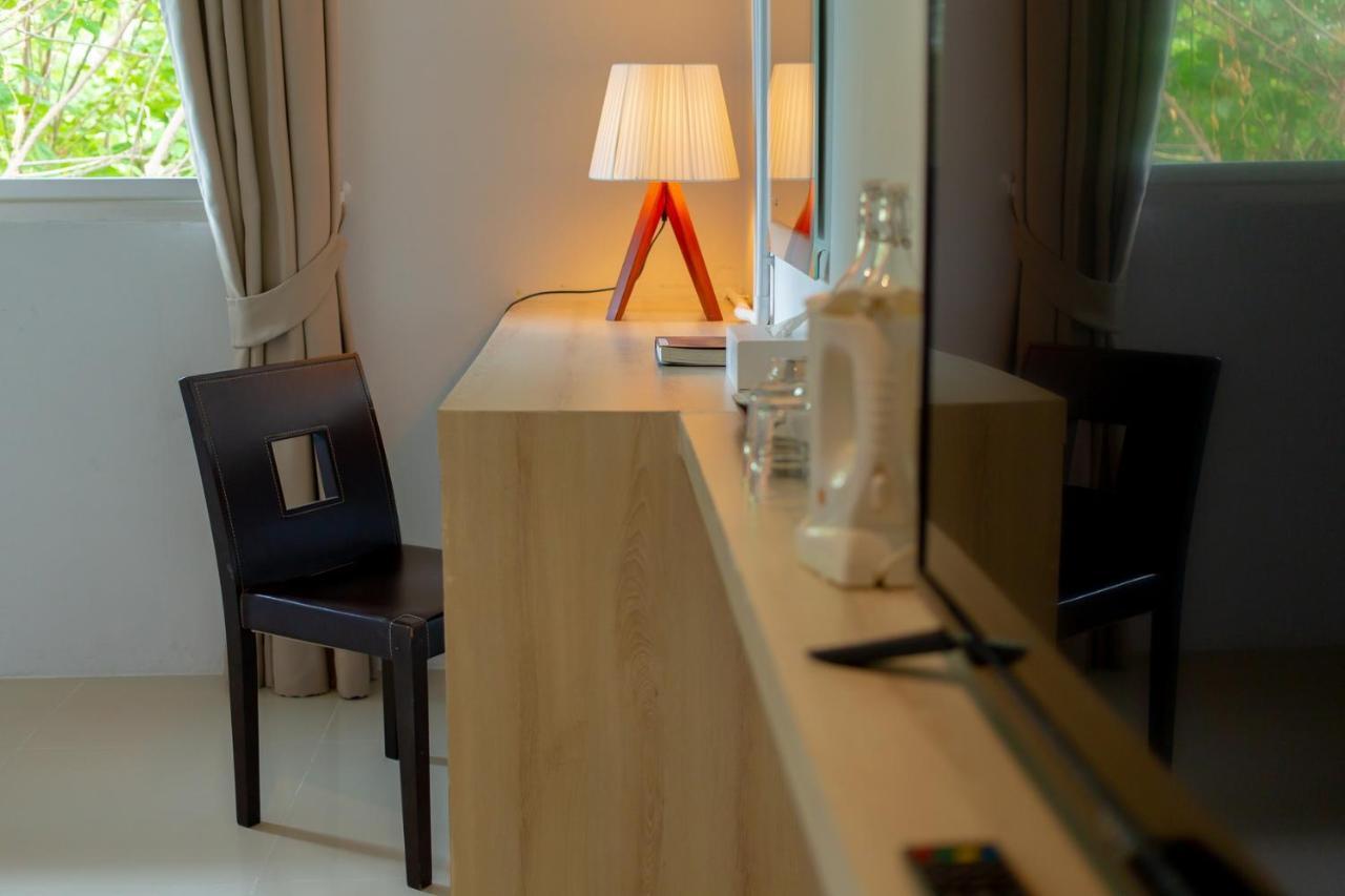The Nest Resort Patong Екстер'єр фото