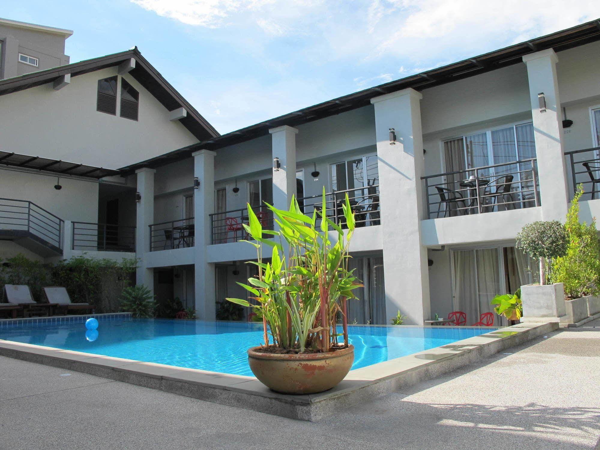 The Nest Resort Patong Екстер'єр фото