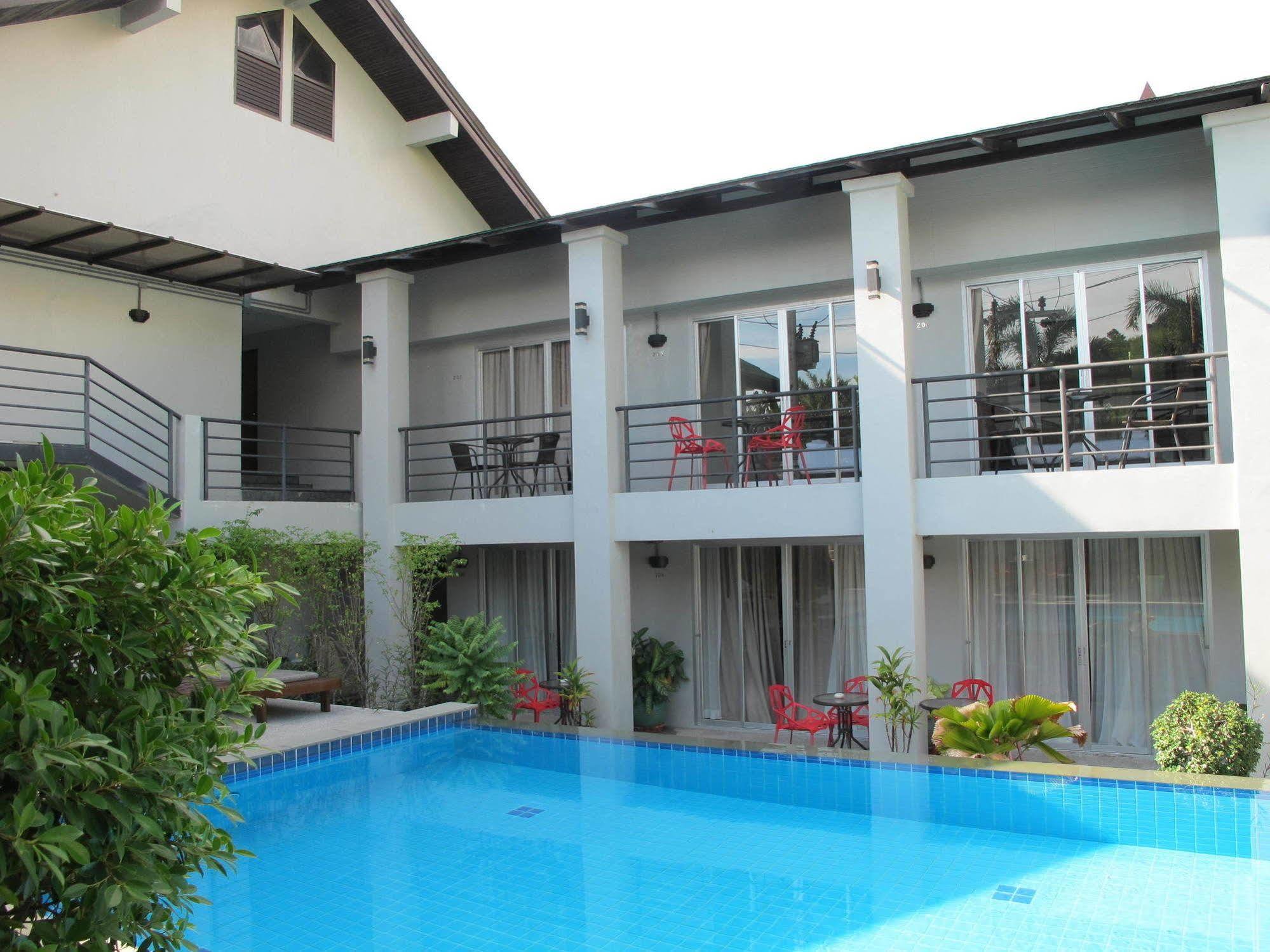 The Nest Resort Patong Екстер'єр фото