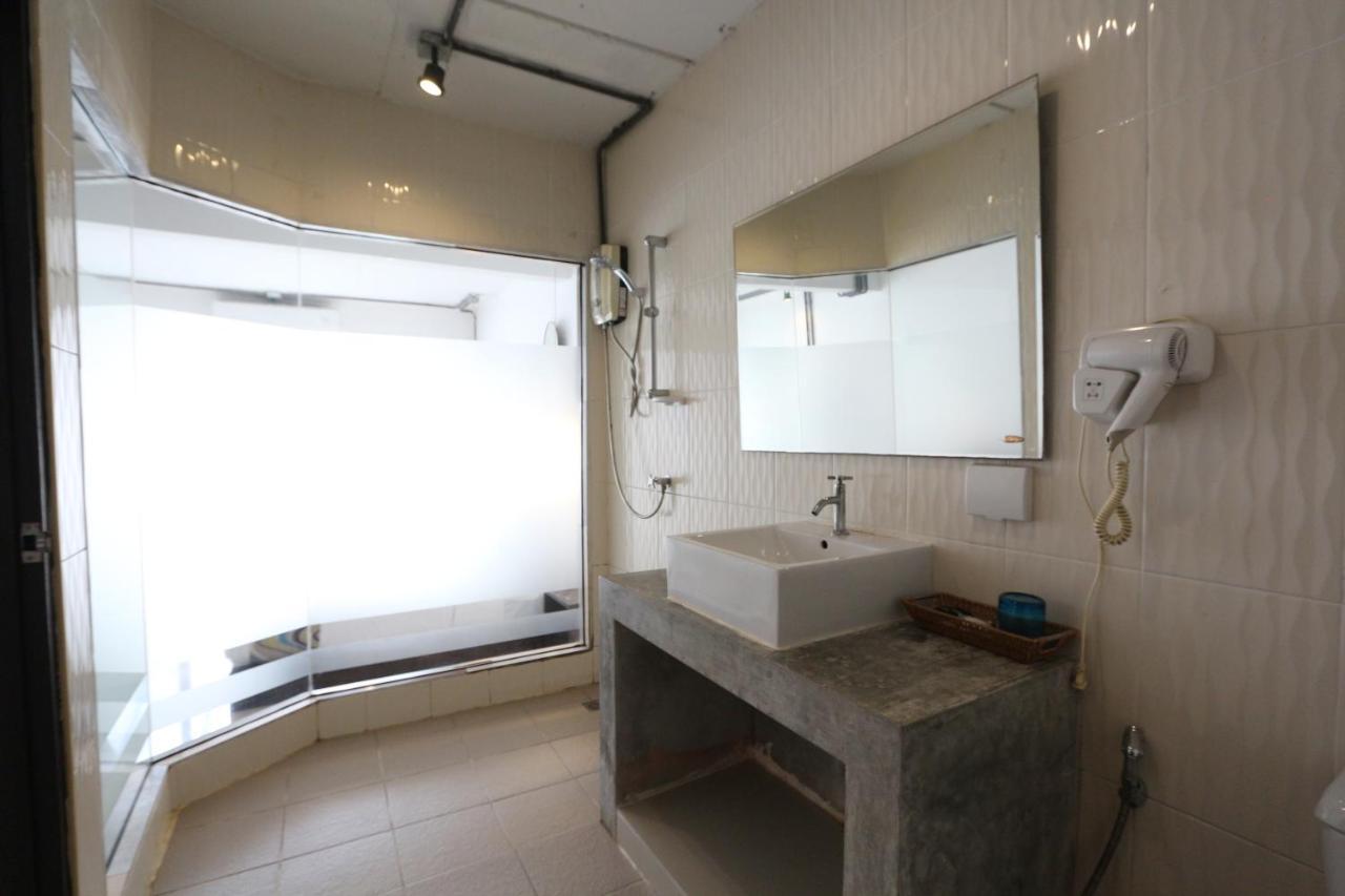 The Nest Resort Patong Екстер'єр фото